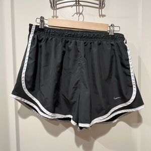 Nike Women's Gray and White Athletic Shorts